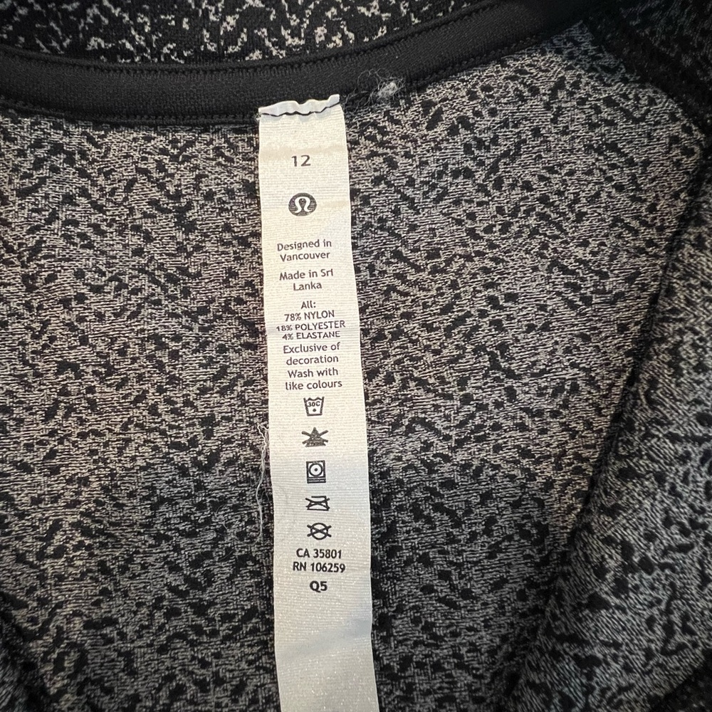 Lululemon Black Patterned Jacket - image 2
